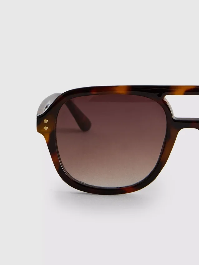 Solbriller i Aviator-stil