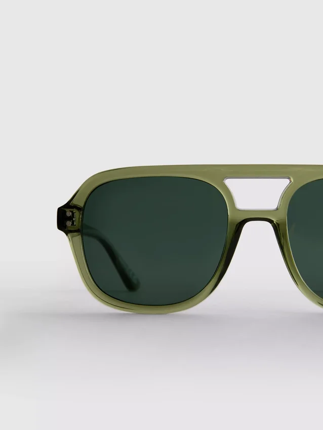 Solbriller i Aviator-stil
