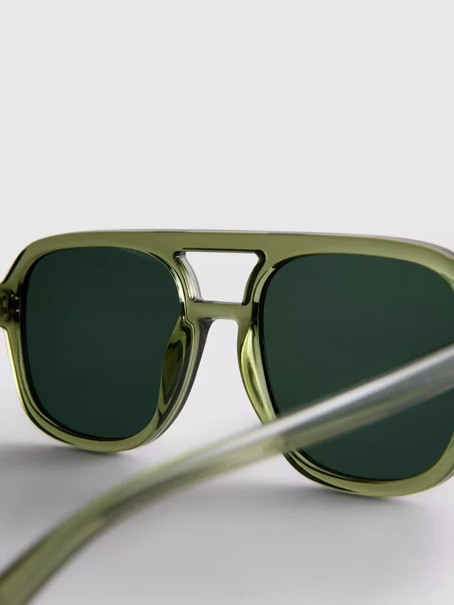 Solbriller i Aviator-stil