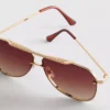 Solbriller i aviator-stil av metall