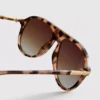 Solbriller i aviator-stil med metallkanter