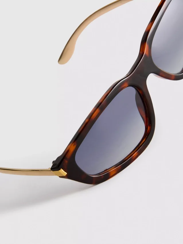 Solbriller i «Cat Eye»-stil