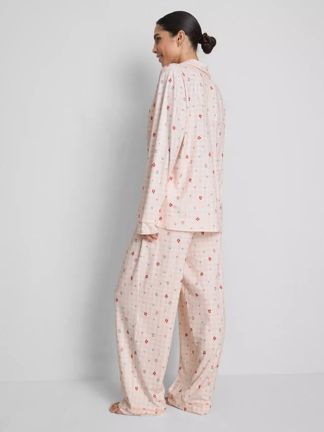 Stacey Solomon gingham-mønstret boyfriend-stil-pysjamaser