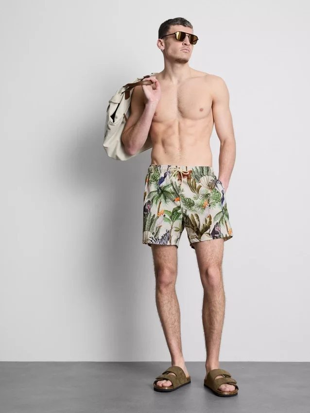 Strandshorts med jungelmønster