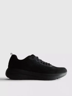 Strikkede sneakers med snøring