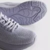 Strikkede sneakers med snøring
