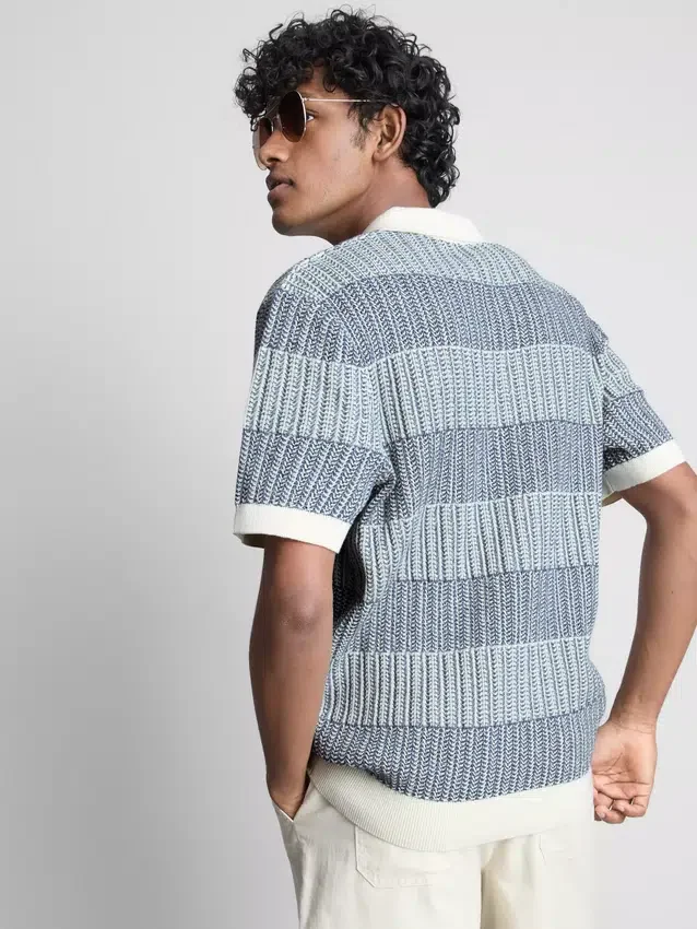 Strikket poloskjorte med strukturerte striper