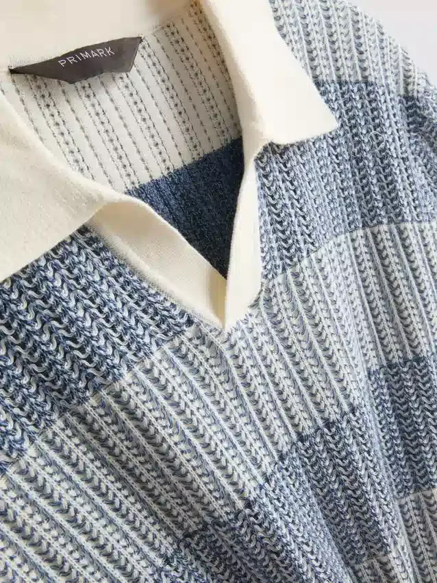 Strikket poloskjorte med strukturerte striper