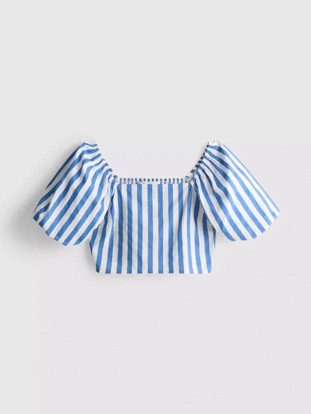 Stripet bardot-top med puffermmer