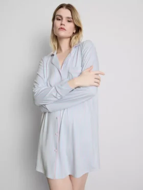 Stripet oversized nattkjole i boyfriend-stil