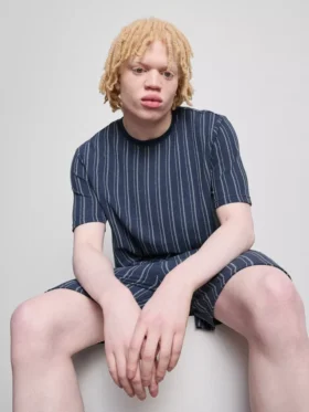 Stripet pysjamaser