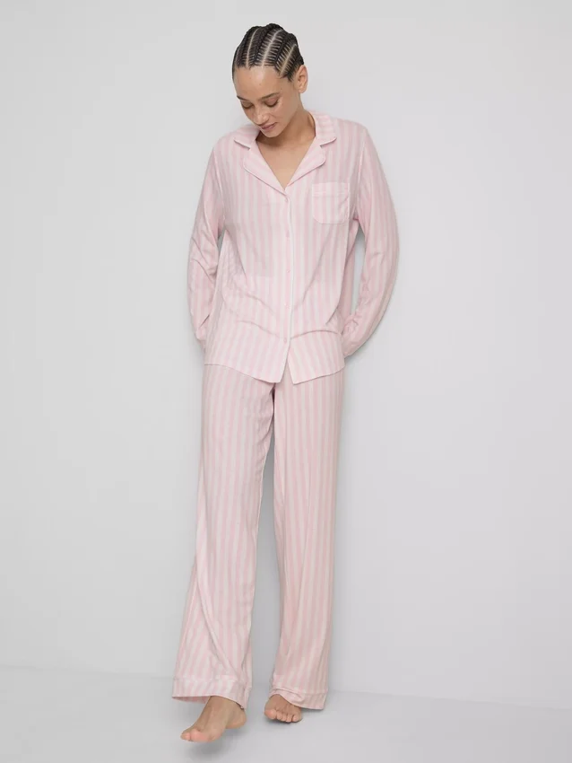Stripet pysjamaser i jersey i boyfriend-stil