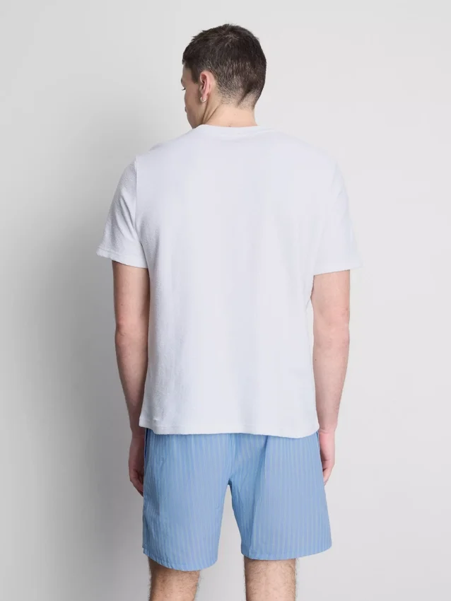 Stripet pysjamassett med korte shorts