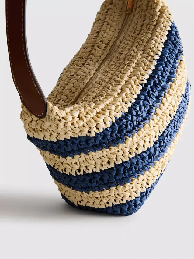 Stripet raffia-skulderveske