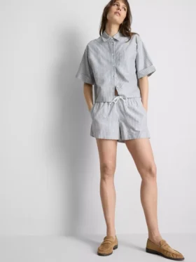 Stripete oxford-shorts med høy midje