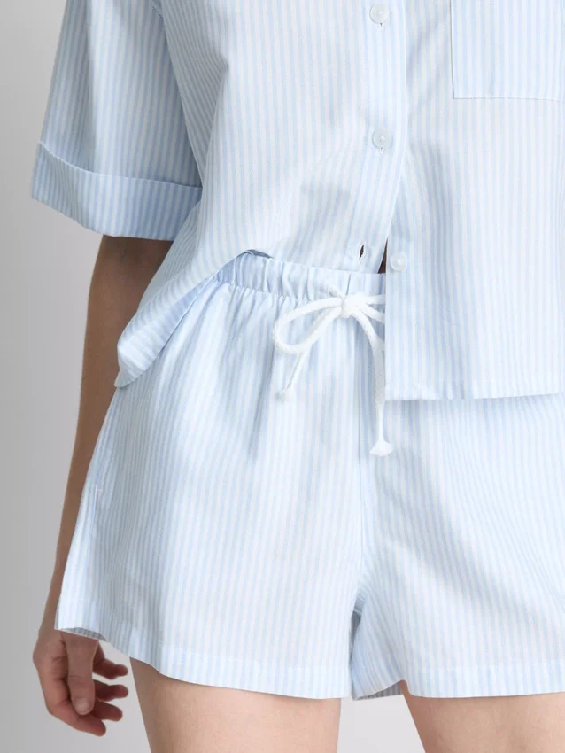 Stripete oxford-shorts med høy midje