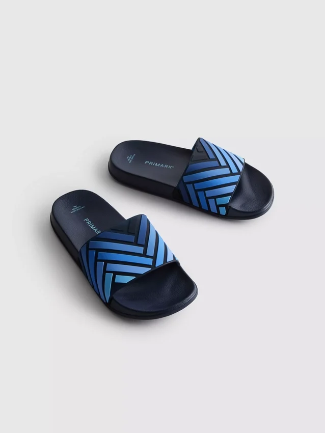 Stripete sandaler