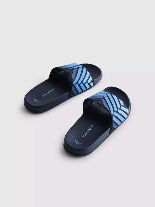 Stripete sandaler