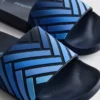 Stripete sandaler