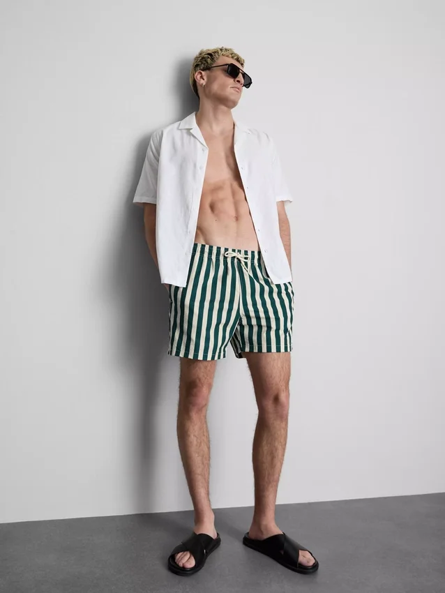 Stripete shorts i dekksstol-stil