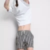 Stripete shorts i dekksstol-stil