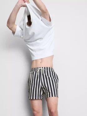 Stripete shorts i dekksstol-stil