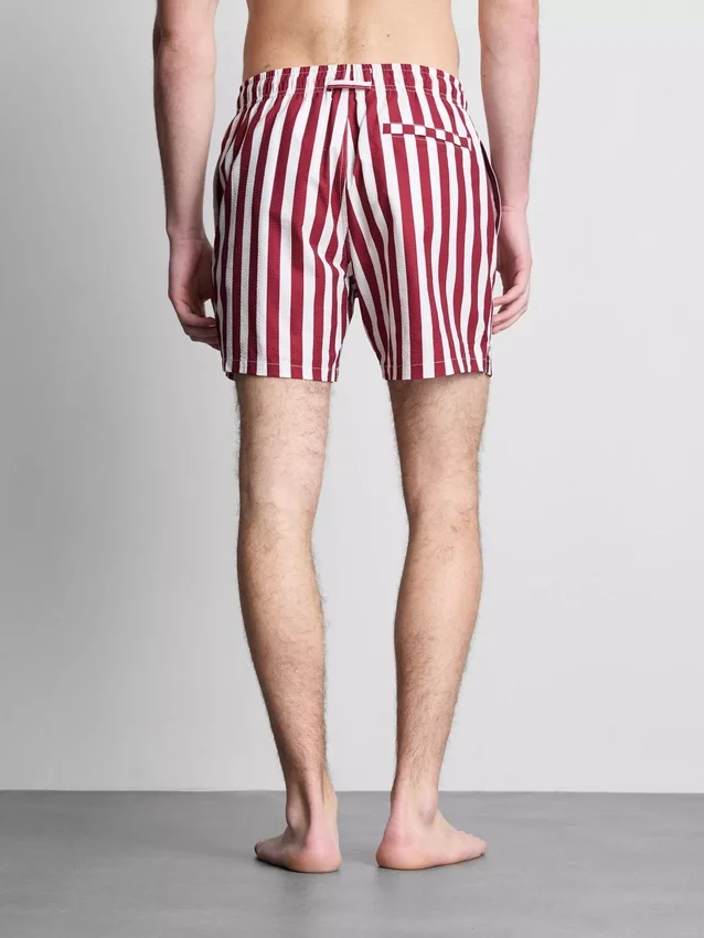 Stripete shorts i dekksstol-stil