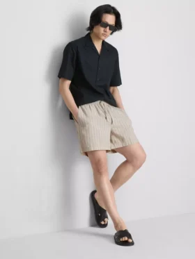 Stripete shorts i linblanding