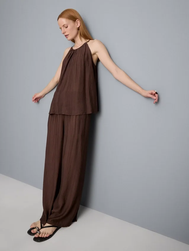 Strukturert halterneck-trapes-top