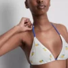 Strukturtiltrekkende trekantet bikinitopp med sitronmotiv