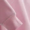 Sweatshirt med slagord for brudeparet