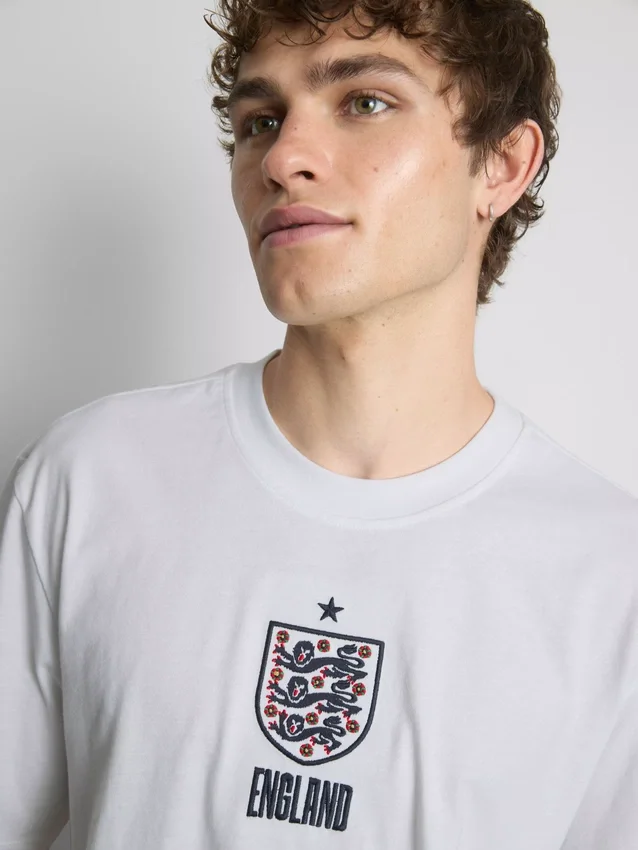 T-skjorte med Englands våpenskjold