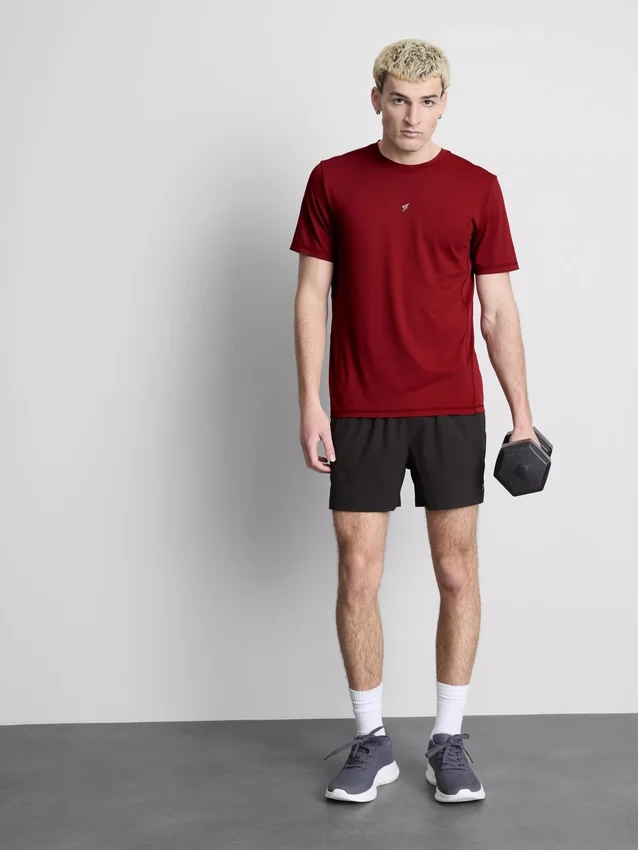 T-skjorte med korte ermer til trening
