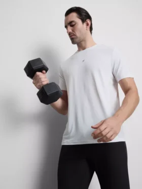 T-skjorte med korte ermer til trening
