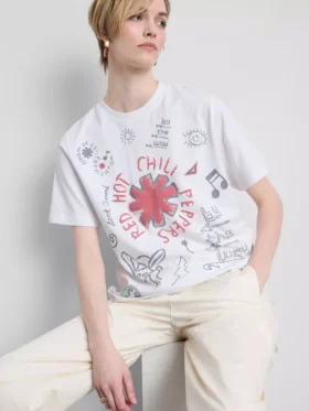 T-skjorte med Red Hot Chili Peppers-motiv