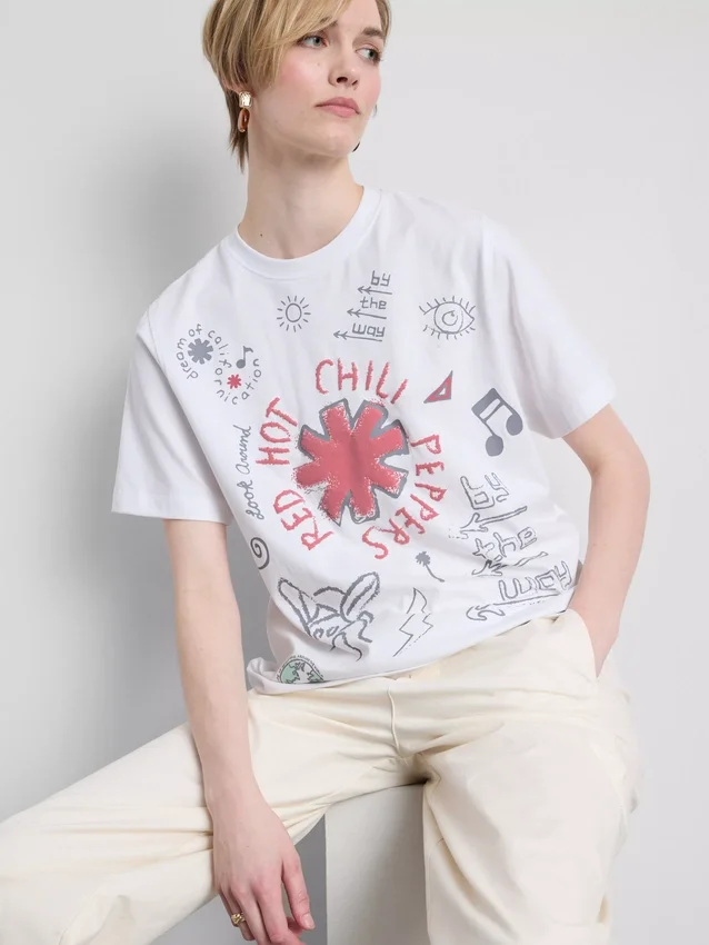 T-skjorte med Red Hot Chili Peppers-motiv