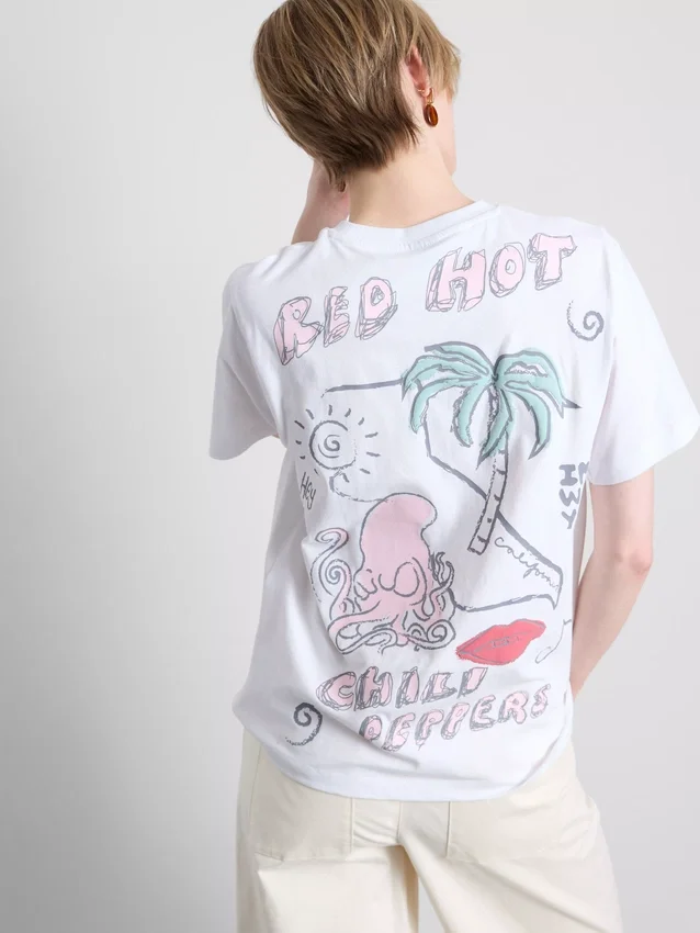 T-skjorte med Red Hot Chili Peppers-motiv