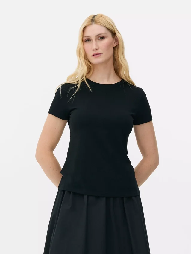T-skjorte med rund hals og stretch