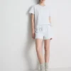 T-skjorte og shorts-pysjamaser