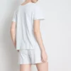 T-skjorte og shorts-pysjamaser