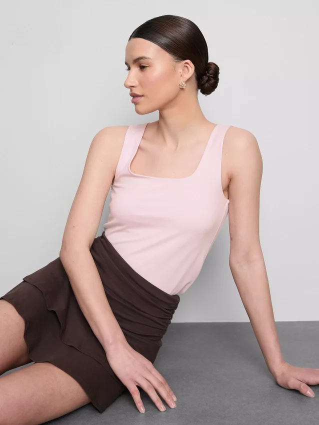 Tanktop med firkantet hals