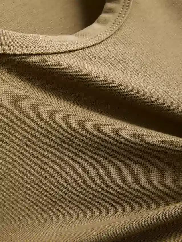 Tanktop med rund hals og racerrygg