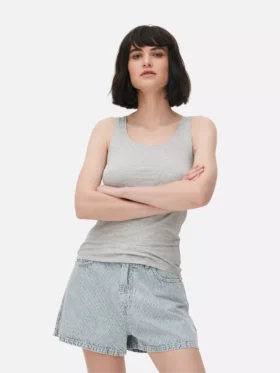 Tanktop med rund hals og stretch