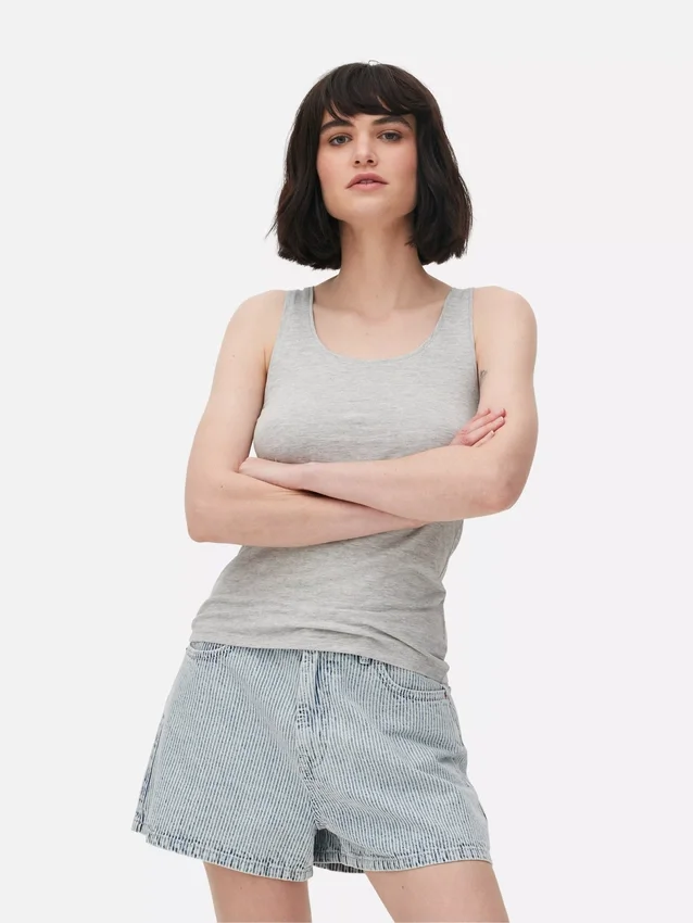 Tanktop med rund hals og stretch