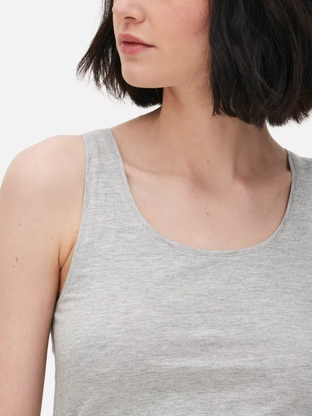 Tanktop med rund hals og stretch