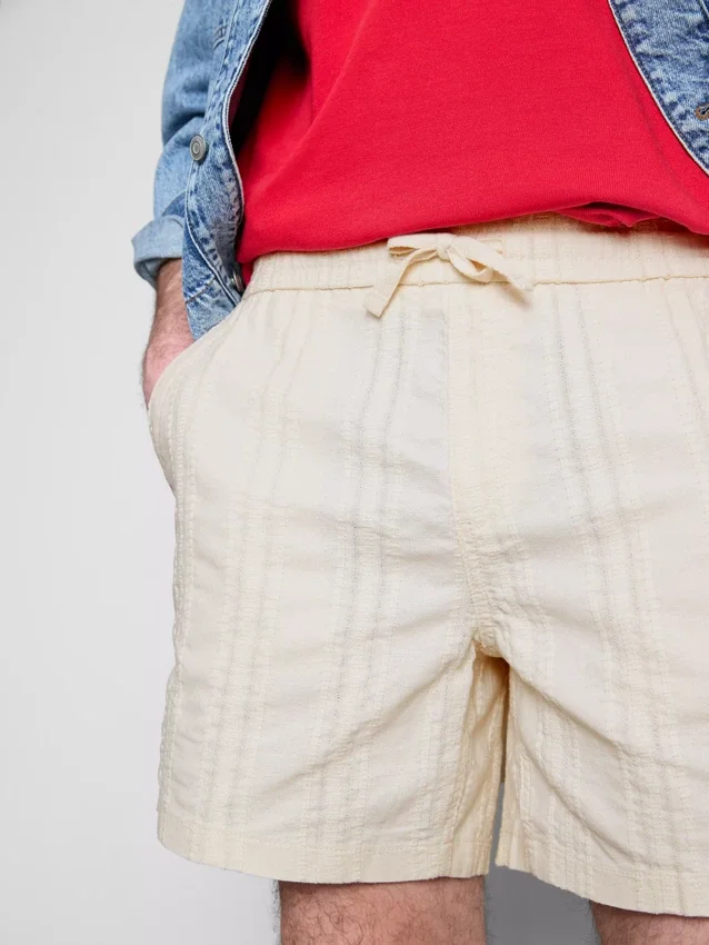 Teksturerte shorts med snøring