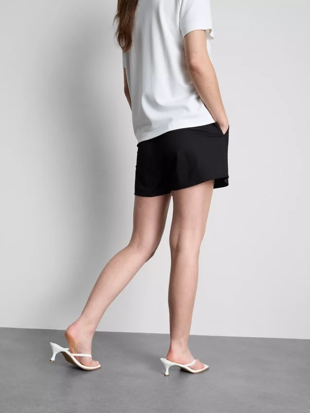 Teksturerte shorts med snøring