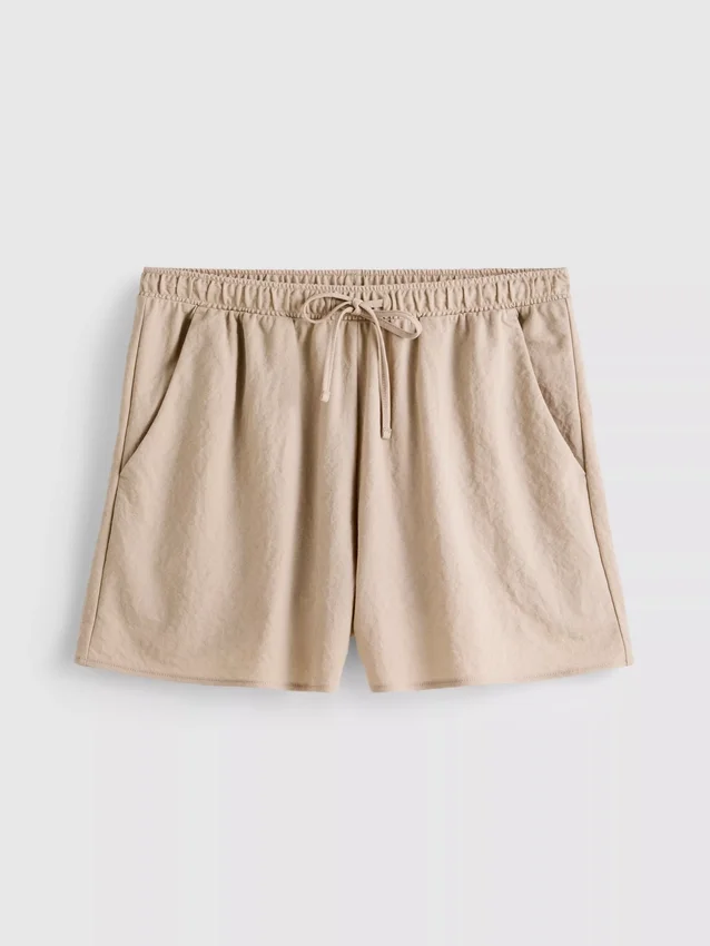 Teksturerte shorts med snøring