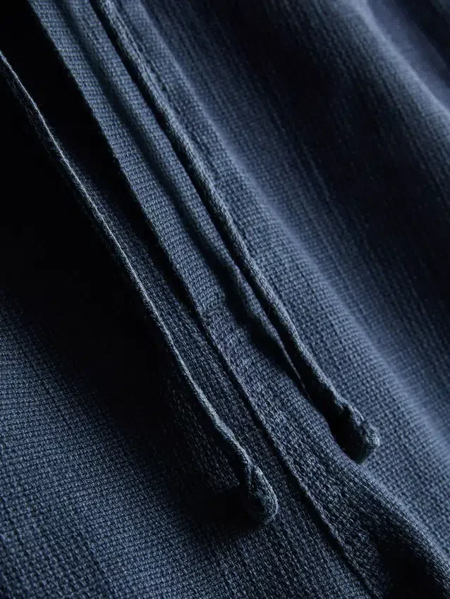 Teksturerte shorts med snøring