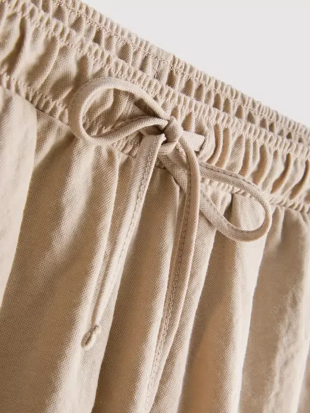 Teksturerte shorts med snøring